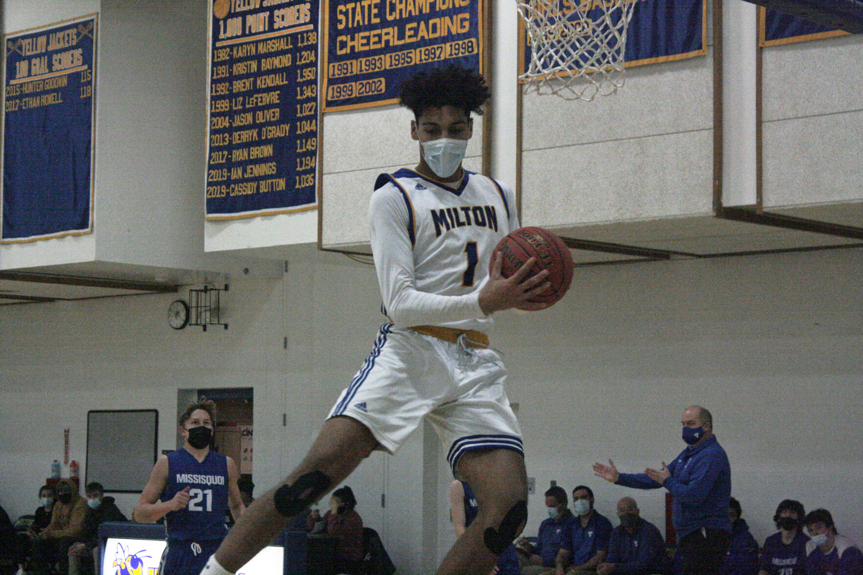 MiltonVarsitybball20220129_1586.jpg